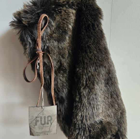 Assorted Wine Bottle Gift Bags - Picture 2 of 15